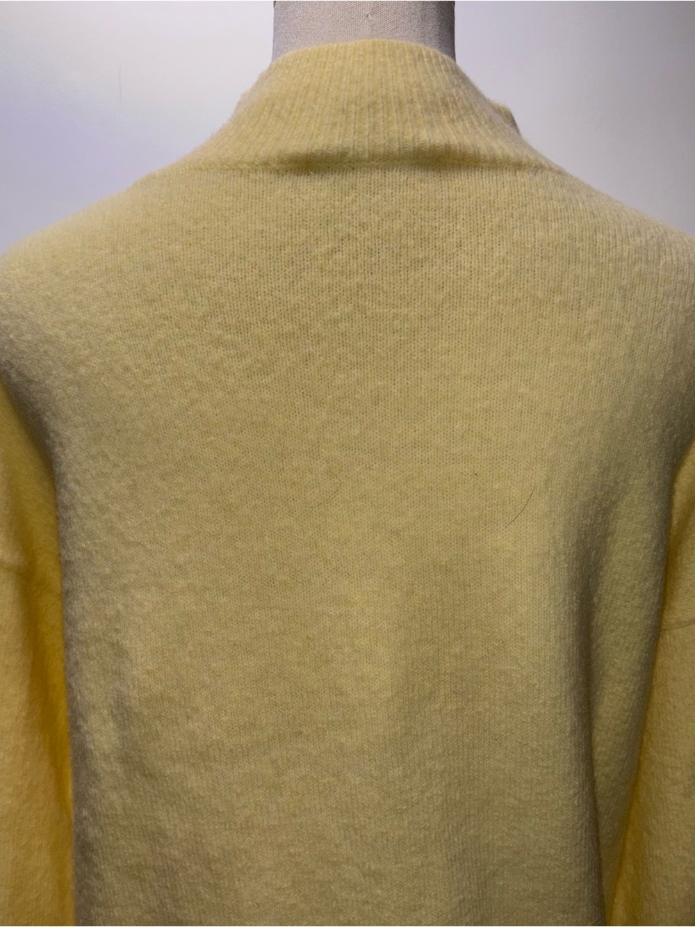 & Other Stories Light Yellow Mock Turtleneck Sweater Size XS - Picture 5 of 10